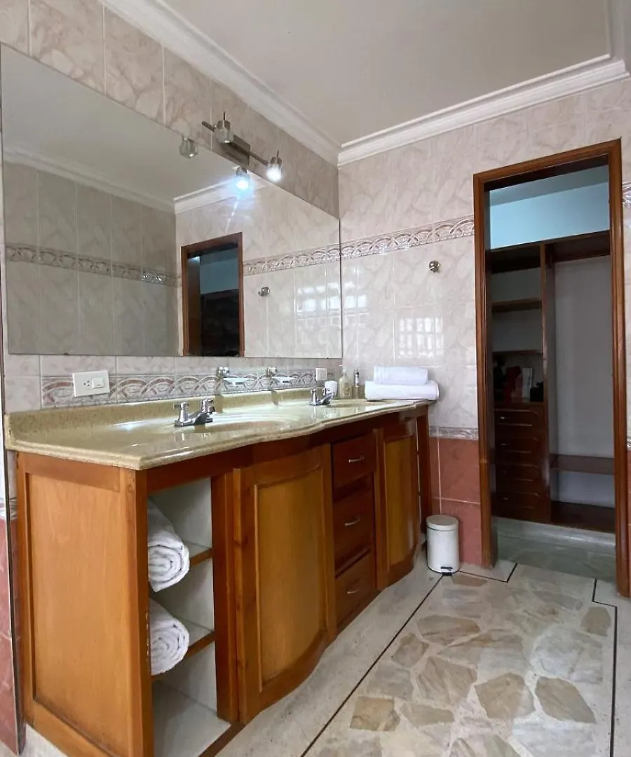 Апартаменты 5-Star Luxury House Кали 0*,