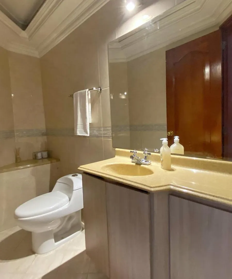Апартаменты 5-Star Luxury House Кали 0*,  Колумбия